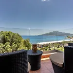 Boutique Seafront Suites